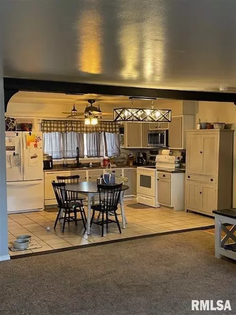 Kitchen - 1515 Riverview Dr, Macomb, IL 61455 photo 1 of 3
