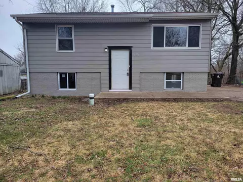 2012 N Idaho St, Peoria, IL 61604