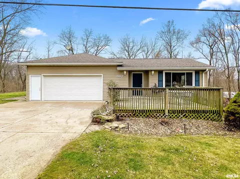 7007 W Lancaster Rd, Bartonville, IL 61607