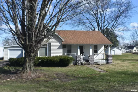 613 N Lincoln St, Saint David, IL 61563