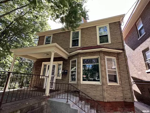 502 W High St, Peoria, IL 61606