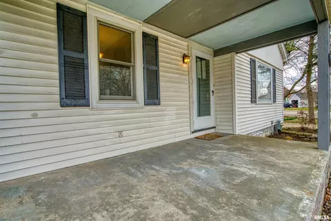 218 Rassi Ave, Morton, IL 61550 photo 3