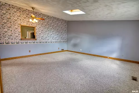 218 Rassi Ave, Morton, IL 61550 photo 19