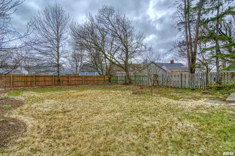 218 Rassi Ave, Morton, IL 61550 photo 34