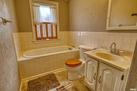 218 Rassi Ave, Morton, IL 61550 photo 26