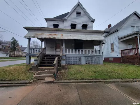 1838 N Missouri Ave, Peoria, IL 61603