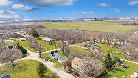 View/Area - 110 N Olson St, Bishop Hill, IL 61419 photo 2 of 3