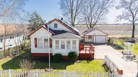 508 Harbberts St, South Pekin, IL 61564