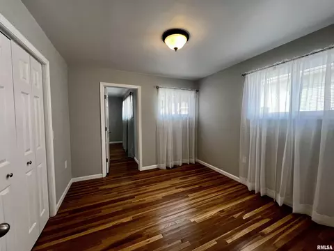 422 E Franklin St, Macomb, IL 61455 photo 14