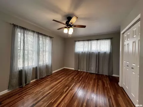 422 E Franklin St, Macomb, IL 61455 photo 17