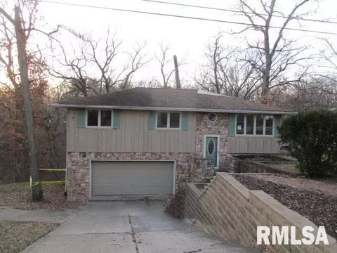 116 Oaklawn Ct, East Peoria, IL 61611