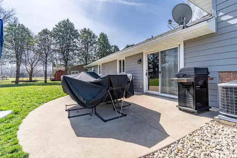 207 Conrad St, Henry, IL 61537 photo 25