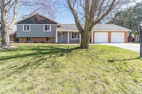 207 Conrad St, Henry, IL 61537