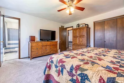 207 Conrad St, Henry, IL 61537 photo 12