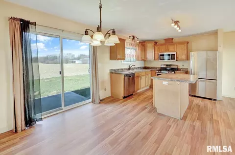 10025 W Maple Ridge St, Mapleton, IL 61547 photo 8