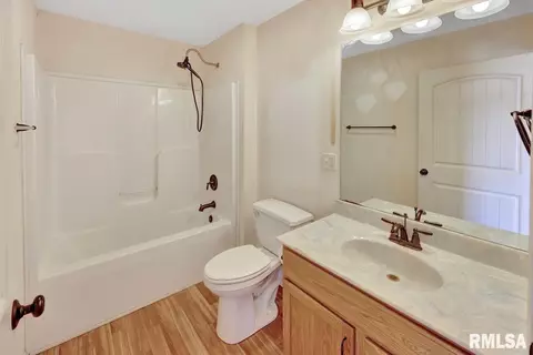 10025 W Maple Ridge St, Mapleton, IL 61547 photo 16
