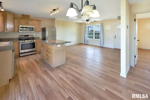 10025 W Maple Ridge St, Mapleton, IL 61547 photo 11