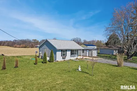 10025 W Maple Ridge St, Mapleton, IL 61547 photo 2