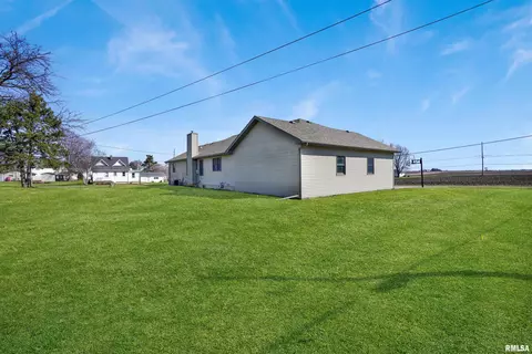 301 W Larson Ave, Cherry, IL 61317 photo 36