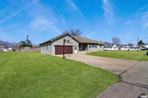301 W Larson Ave, Cherry, IL 61317 photo 37