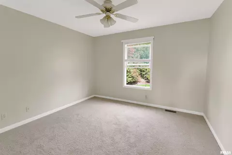 2111 W Murphy Dr, Dunlap, IL 61525 photo 27