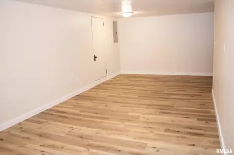 311 E James St, Eureka, IL 61530 photo 51