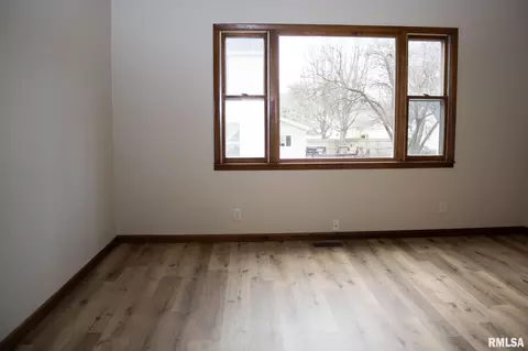 311 E James St, Eureka, IL 61530 photo 29
