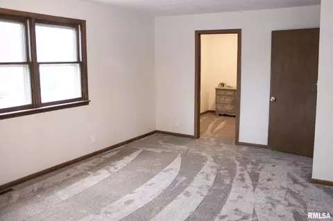 311 E James St, Eureka, IL 61530 photo 45