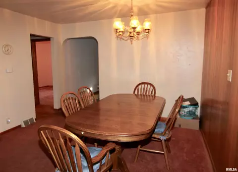 1613 Kickapoo St, Peoria, IL 61604 photo 11