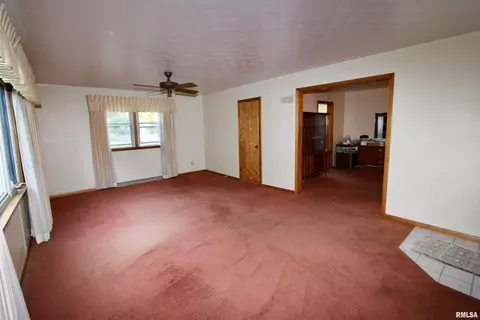 1613 Kickapoo St, Peoria, IL 61604 photo 7