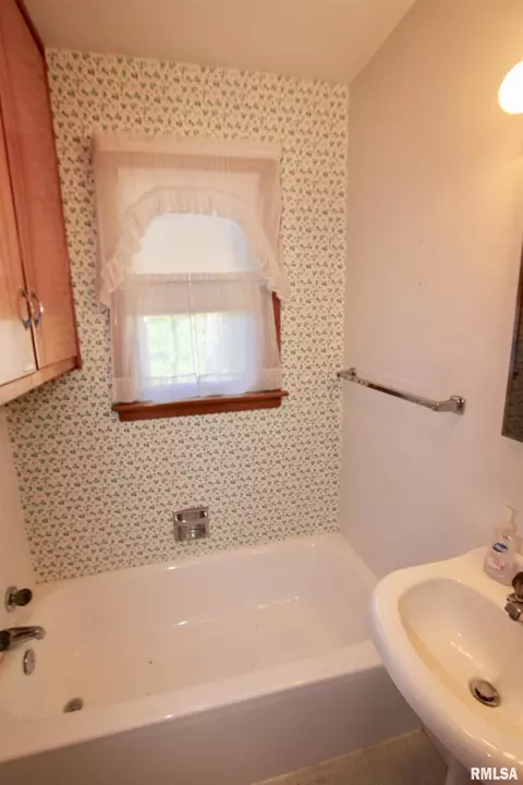 1613 Kickapoo St, Peoria, IL 61604 photo 41