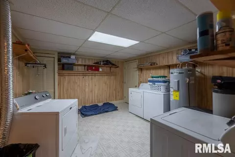 7055 Siesta Dr, Delavan, IL 61734 photo 32