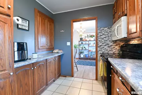 Kitchen - 1198 Clark St, Lowpoint, IL 61545 photo 2 of 3