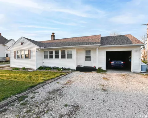 Other - 1198 Clark St, Lowpoint, IL 61545 photo 2 of 5
