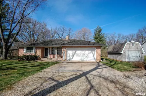 4727 N Koerner Rd, Peoria, IL 61615