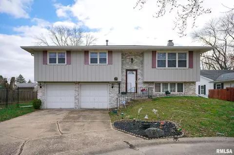 3508 W Bonnaire Ct, Peoria, IL 61615