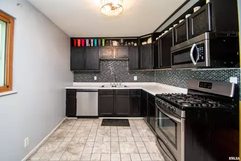 Kitchen - 105 E Reagan Dr, Eureka, IL 61530 photo 2 of 4