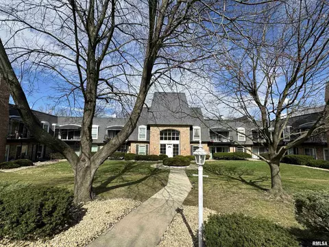 125 W Glen Ave, Peoria, IL 61614