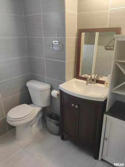 Bath - 9516 W Buckingham Ct, Mapleton, IL 61547 photo 5 of 5
