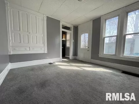 224 W Pierce St, Macomb, IL 61455 photo 6