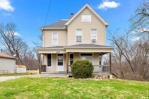 300 Colona Ave, Bartonville, IL 61607