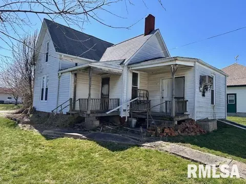 213 E State St, Astoria, IL 61501