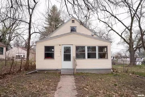 2809 W Meidroth St, Peoria, IL 61605