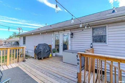 3 Fox Point Ct, Pekin, IL 61554 photo 8