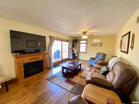 9350 W Lake Camelot Dr, Mapleton, IL 61547 photo 10