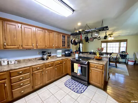 9350 W Lake Camelot Dr, Mapleton, IL 61547 photo 6