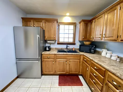 9350 W Lake Camelot Dr, Mapleton, IL 61547 photo 5