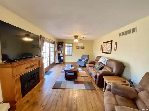 9350 W Lake Camelot Dr, Mapleton, IL 61547 photo 9