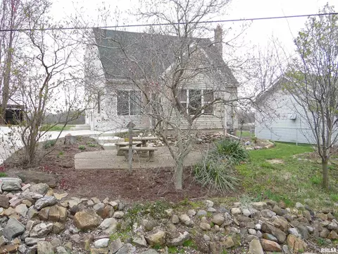 10108 S Maple St, Mapleton, IL 61547 photo 2