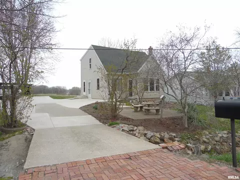 10108 S Maple St, Mapleton, IL 61547 photo 3